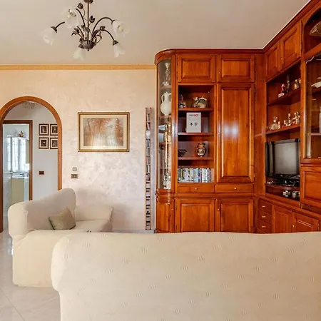 Il Rifugio Della Regina - Casa Con Patio Марта